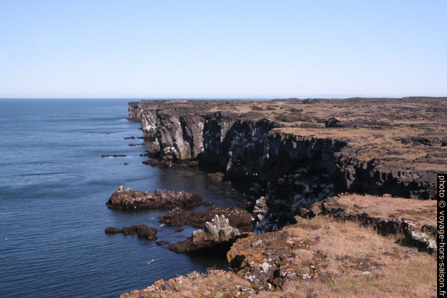 Côte de Svörtuloft sur Snæfellsnes. Photo © André M. Winter
