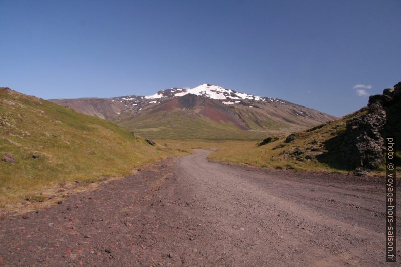 Snæfellsjökull vu du Hólahólar. Photo © André M. Winter