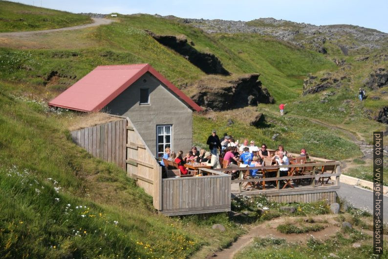 Café Fjöruhusið à Hellnar. Photo © André M. Winter