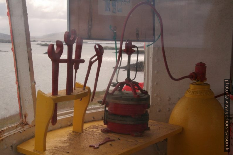 Ancien système d'éclairage du phare de Stykkishólmur. Photo © André M. Winter