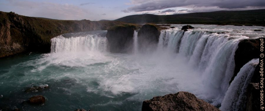 Goðafoss. Photo © André M. Winter