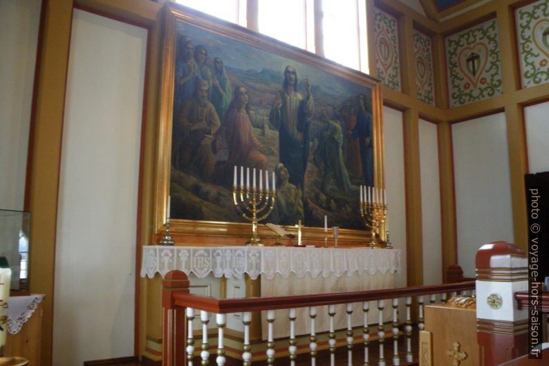 Tableau de l'autel de l'église de Húsavík. Photo © André M. Winter