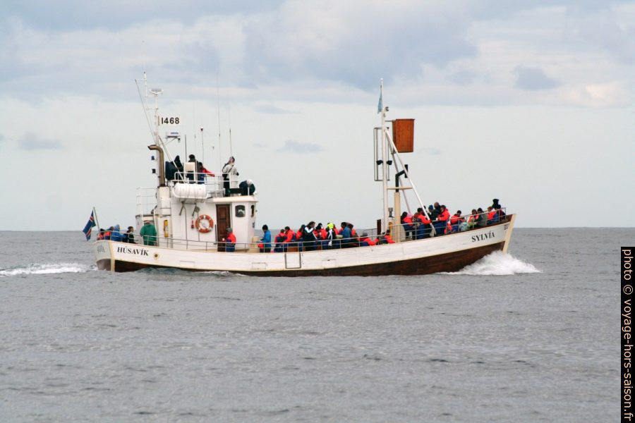Bateau d'observation de baleines Sylvía. Photo © André M. Winter