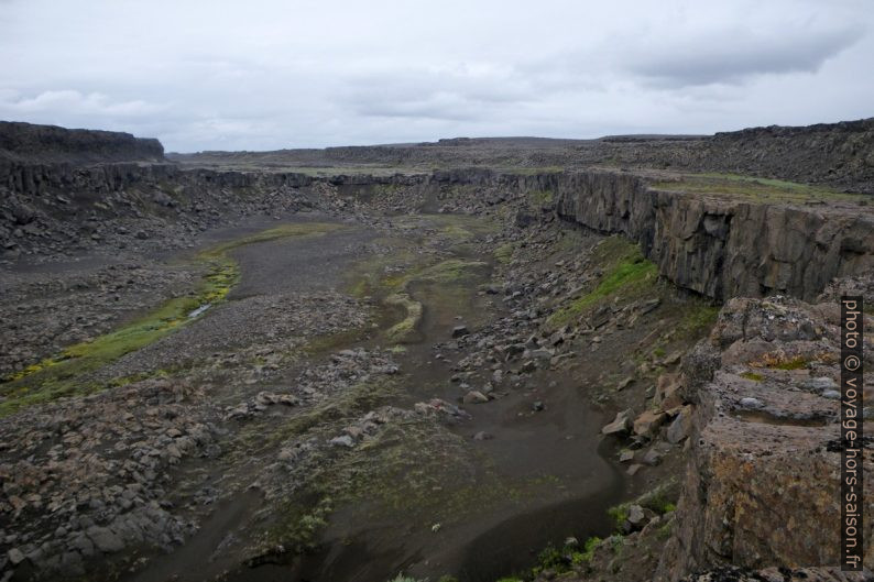 Fond de vallée du Sanddalur. Photo © André M. Winter