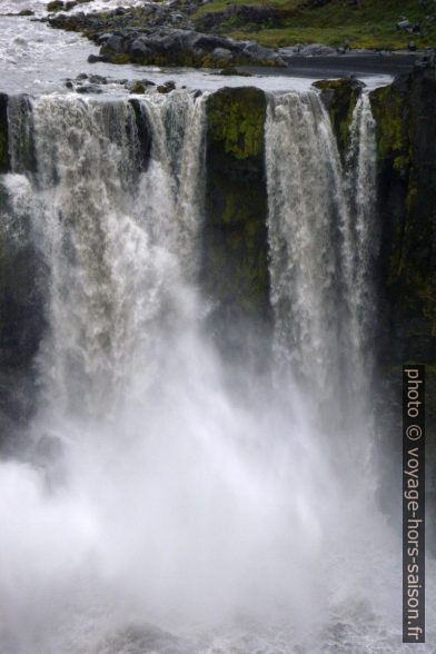 Hafragilsfoss sur la Jökulsá á Fjöllum. Photo © André M. Winter