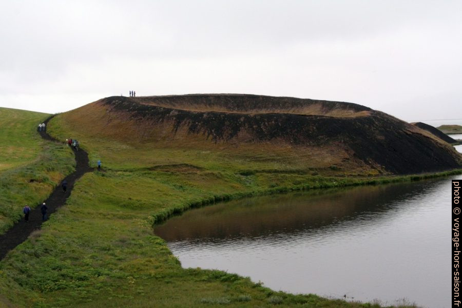 Pseudo-cratère de Geitagjá dans le Mývatn. Photo © André M. Winter