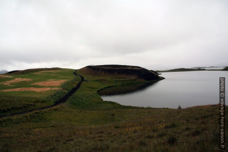 Pseudo-cratère de Geitagjá dans le Mývatn. Photo © André M. Winter
