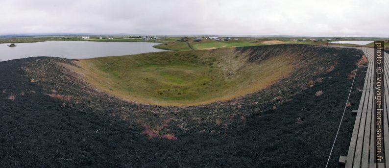 Pseudo-cratère Rófugerðishóll à Skútustaðagigar. Photo © André M. Winter