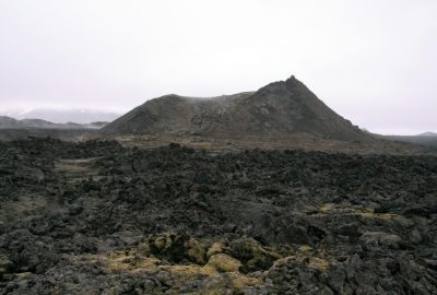 Cratère Hófur dans le Leirhnjúkshraun. Photo © André M. Winter