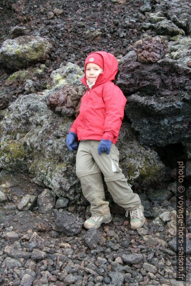 Nicolas dans le Leirhnjúkshraun. Photo © André M. Winter