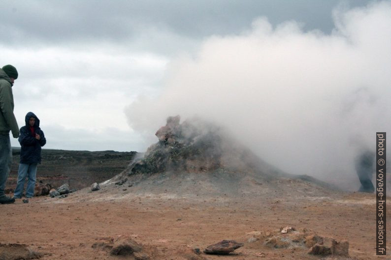 Fumerolle à Hverir. Photo © André M. Winter