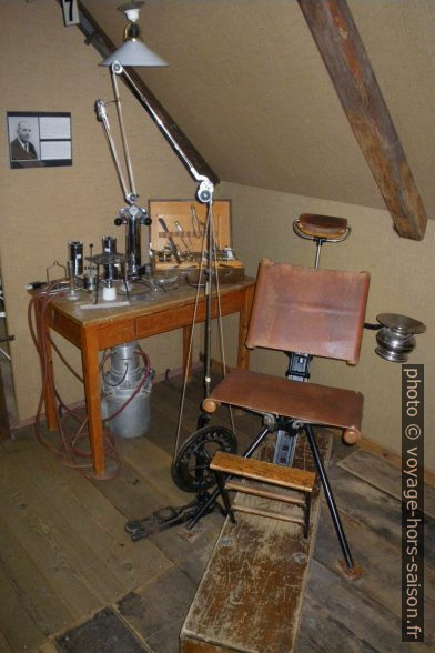 Chambre de dentiste de 1939. Photo © André M. Winter