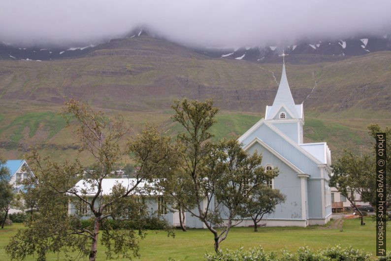 Eglise de Seyðisfjörður. Photo © André M. Winter