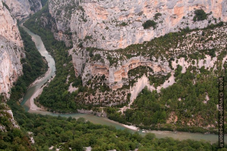 Pré d'Issare au fond du Verdon. Photo © André M. Winter