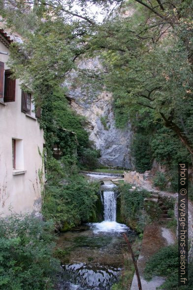 Le Riou à Moustiers. Photo © Alex Medwedeff