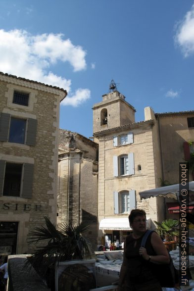 La tour carrée de l'église Saint-Firmin. Photo © Veronika Schnablegger