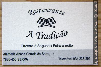 Carte de visite du Restaurante A Tradição. Photo © André M. Winter