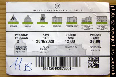 Verso de la carte pour la visite de la Tour de Pise pour deux personnes en 2020. Photo © André M. Winter
