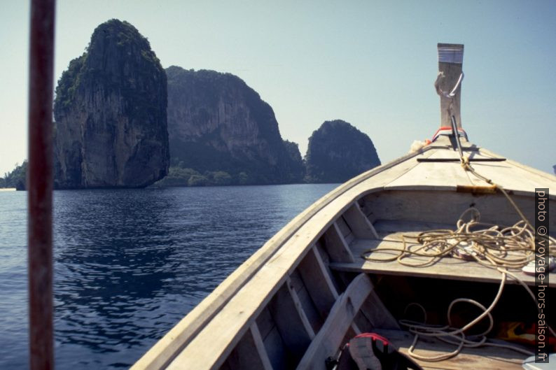 Traversée en bateau vers Koh Poda. Photo © André M. Winter