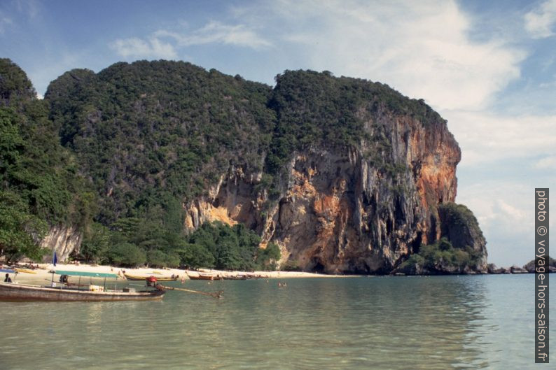 Ao Phra Nang. Photo © André M. Winter