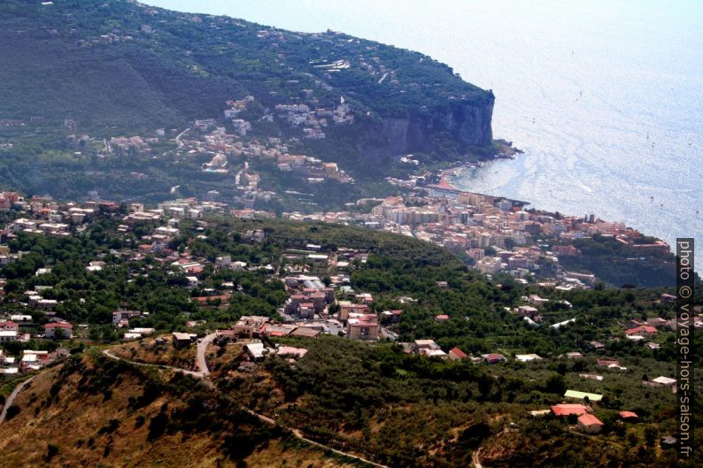 Marina di Equa à Vico Equense. Photo © André M. Winter