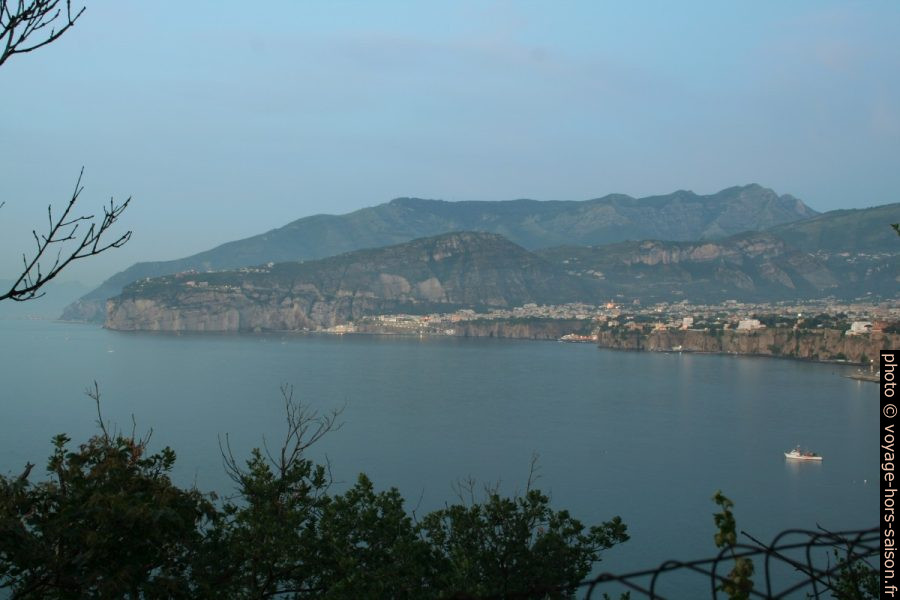 La Baie de Sorrento. Photo © André M. Winter