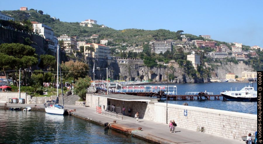 Port de Sorrento. Photo © André M. Winter