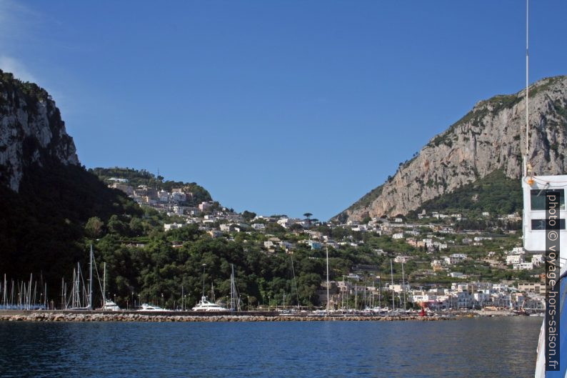 Arrivée à la Marina Grande di Capri. Photo © André M. Winter