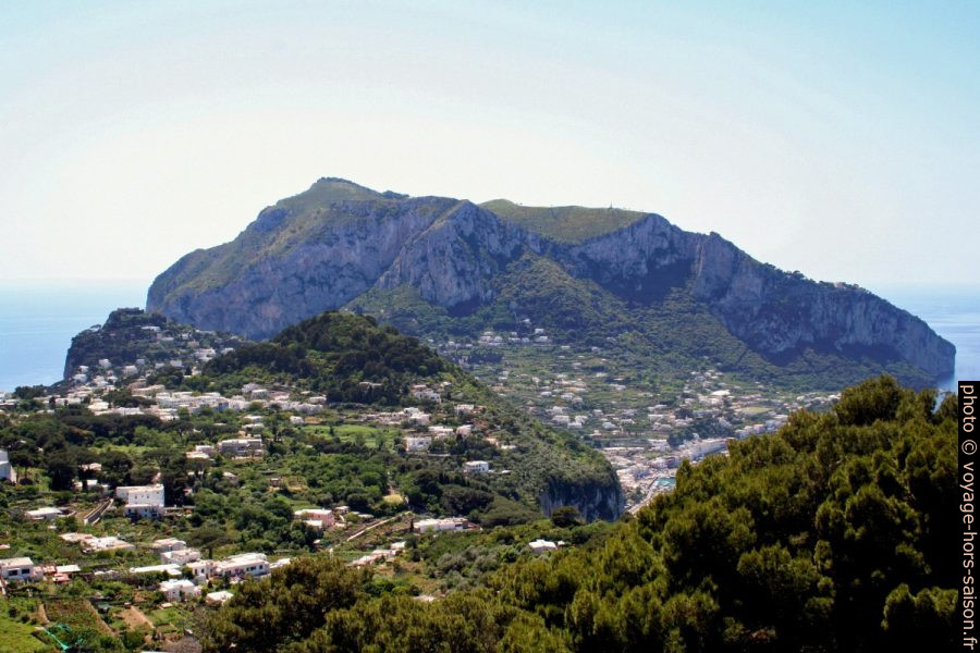 Vue retour vers Anacapri. Photo © André M. Winter