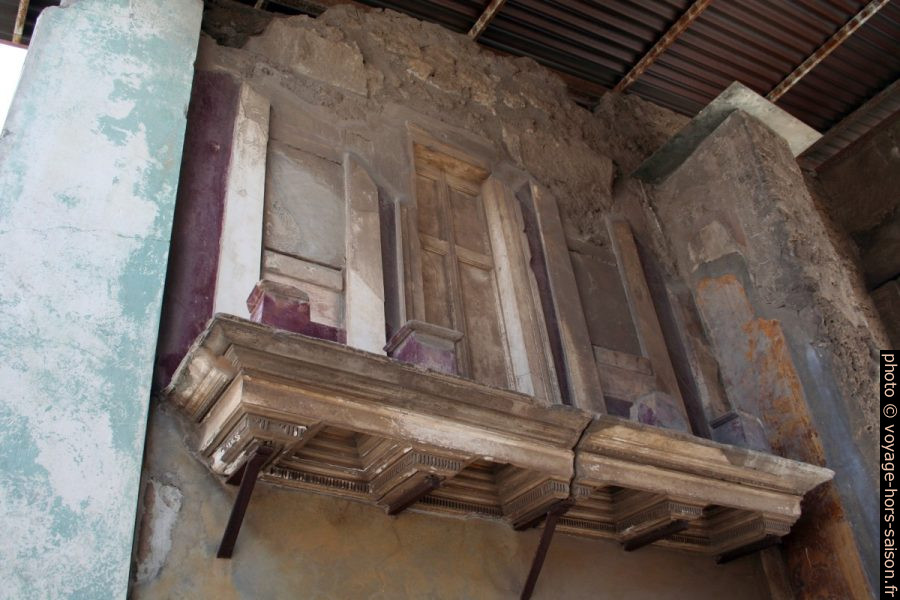 Niches de l'entrée de la Casa del Fauno. Photo © André M. Winter