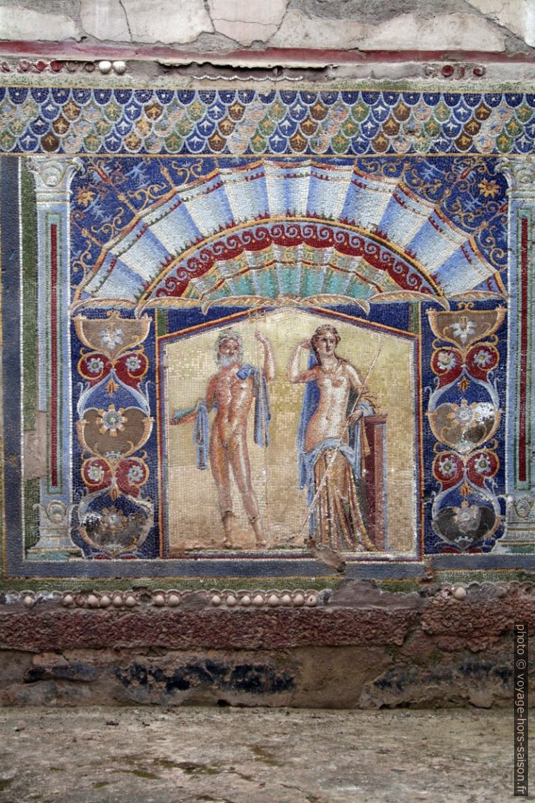 Mosaïque montrant Neptune et Amphitrite dans une villa d'Herculaneum. Photo © André M. Winter