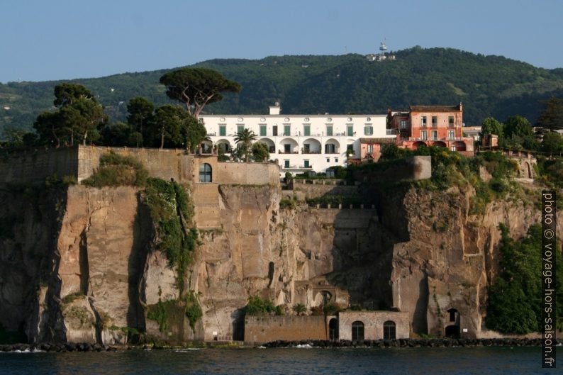 Villa sur la côte de Sorrento. Photo © André M. Winter