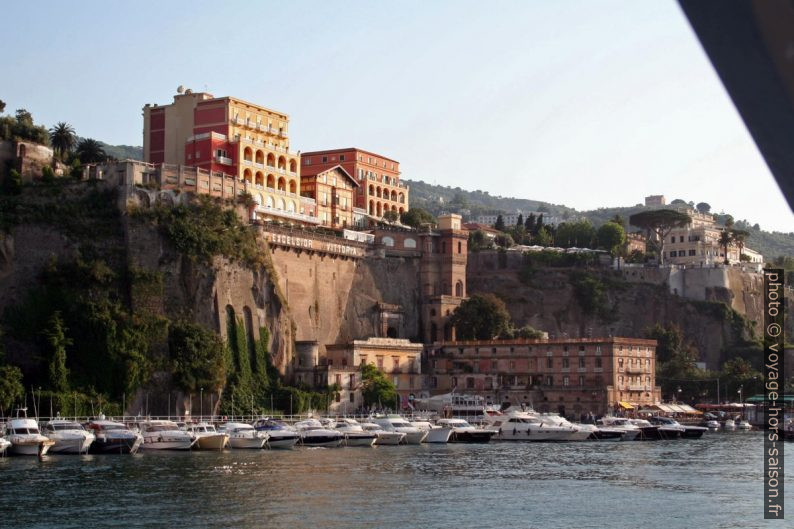 La Marina Piccola de Sorrente. Photo © André M. Winter