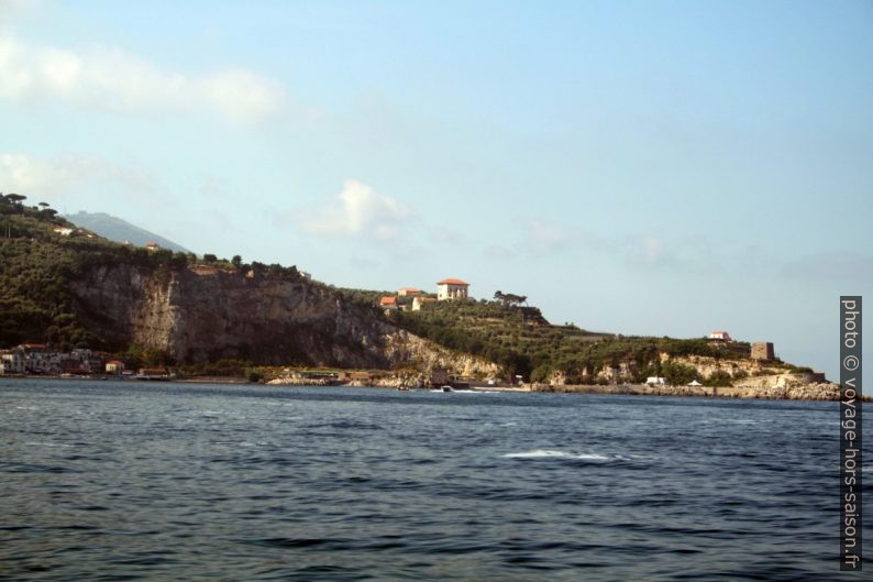 Capo di Massa avec la Villa Astarita. Photo © André M. Winter