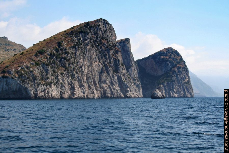 Punta e Scoglio a Penna. Photo © André M. Winter