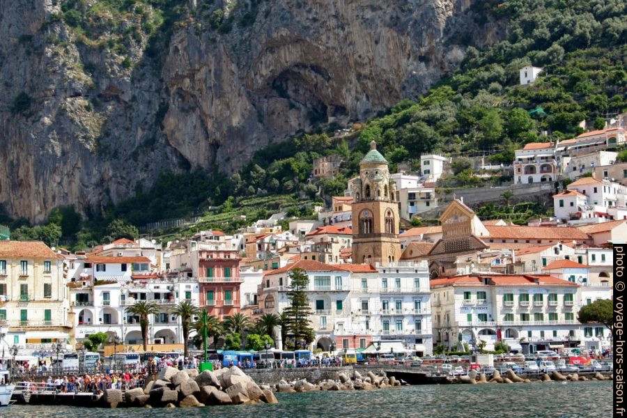 Amalfi vu de la mer. Photo © André M. Winter