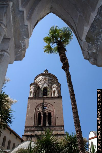 Le clocher d'Amalfi vu du cloitre. Photo © André M. Winter