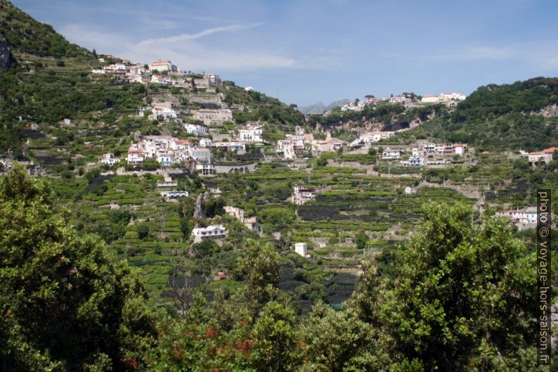 Village de Pontone. Photo © André M. Winter