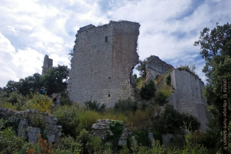 Vestiges du château d'Oppède-le-Vieux. Photo © André M. Winter