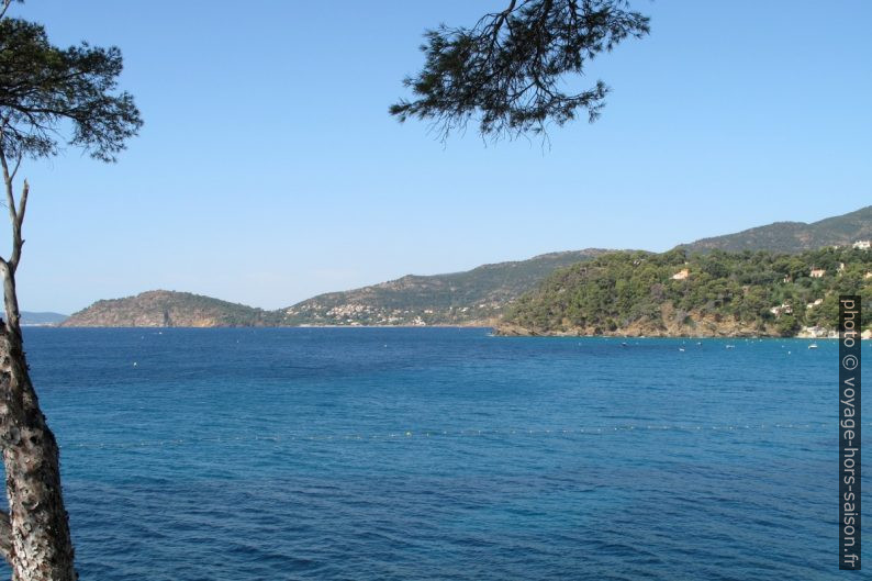 Baie le Figuier et le Cap Nègre. Photo © Veronika Schnablegger