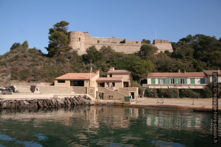 Fort du Moulin sur Port-Cros. Photo © André M. Winter