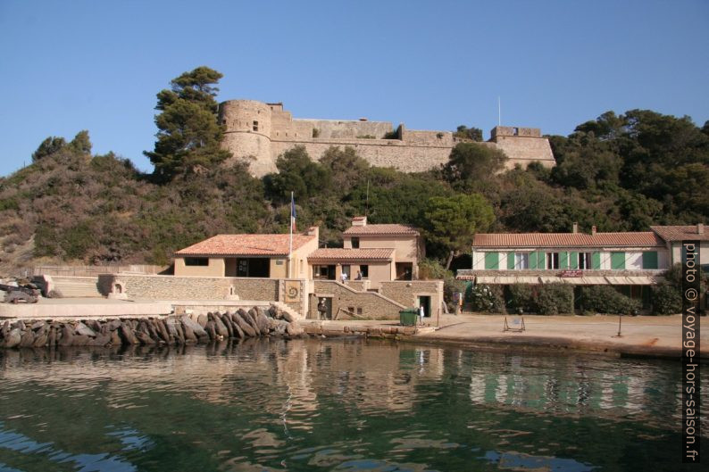 Fort du Moulin sur Port-Cros. Photo © André M. Winter