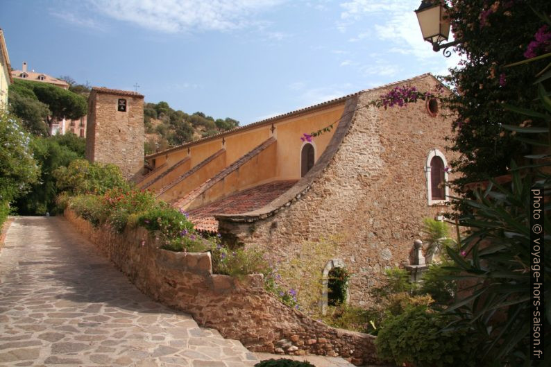 Église Sainte-Trophyme à Bormes. Photo © André M. Winter