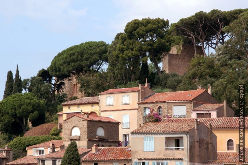 Château des Seigneurs de Fos à Bormes-les-Mimosas. Photo © André M. Winter