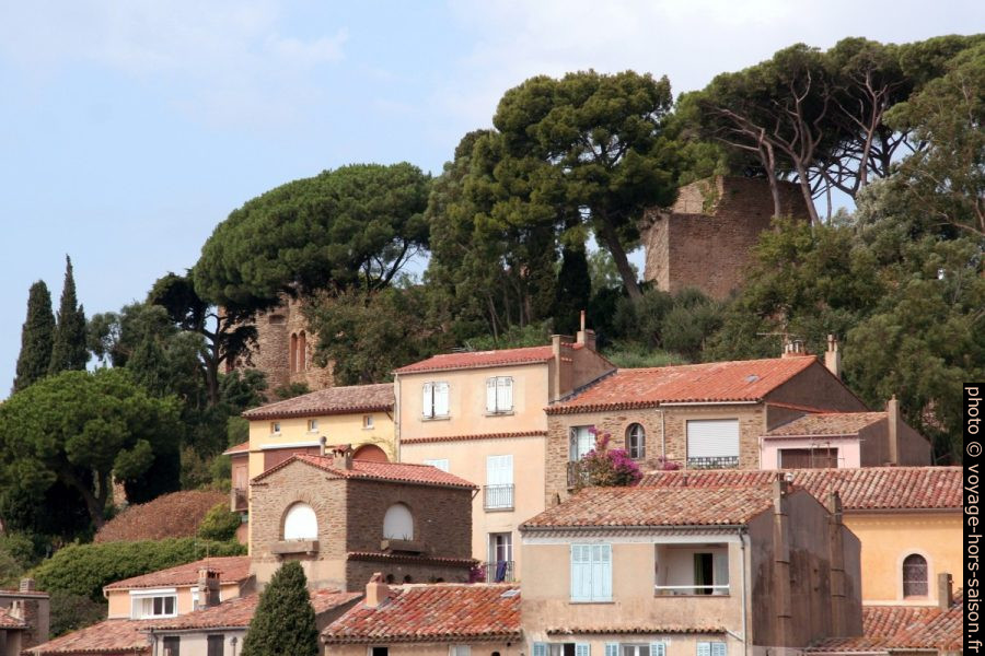 Château des Seigneurs de Fos à Bormes-les-Mimosas. Photo © André M. Winter