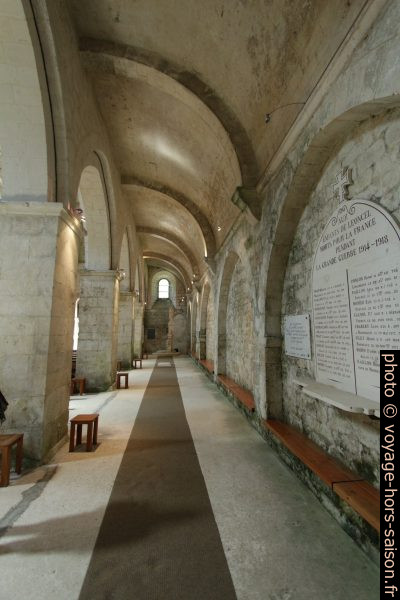 Collatéral de l'église abbatiale de Léoncel. Photo © André M. Winter