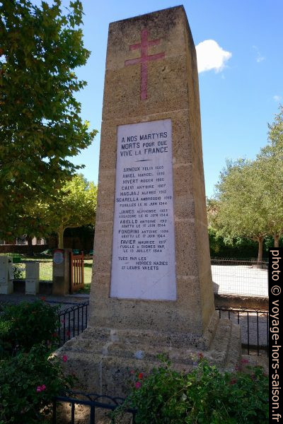 Monument aux morts d'Allemagne-en-Provence. Photo © André M. Winter