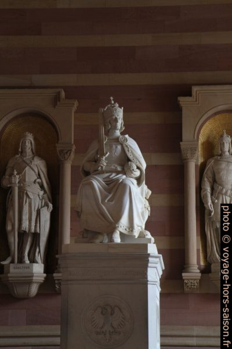 Statue de Rudolf de Habsbourg. Photo © Alex Medwedeff