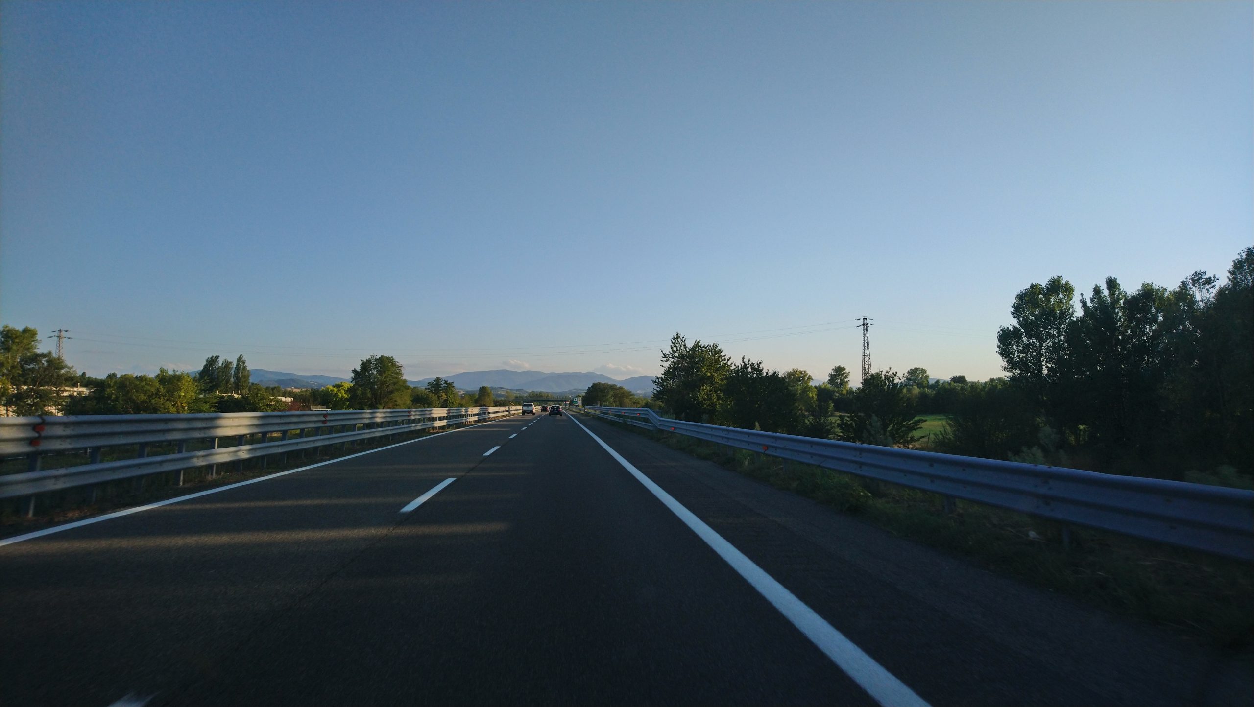 L'autoroute A15 de Parme à La Spezia. Photo © André M. Winter
