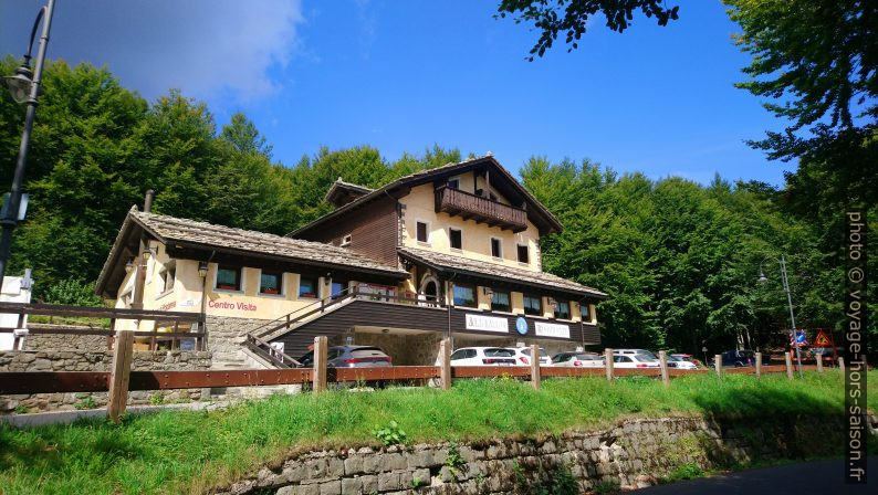 L'auberge au Passo di Pradarena. Photo © André M. Winter